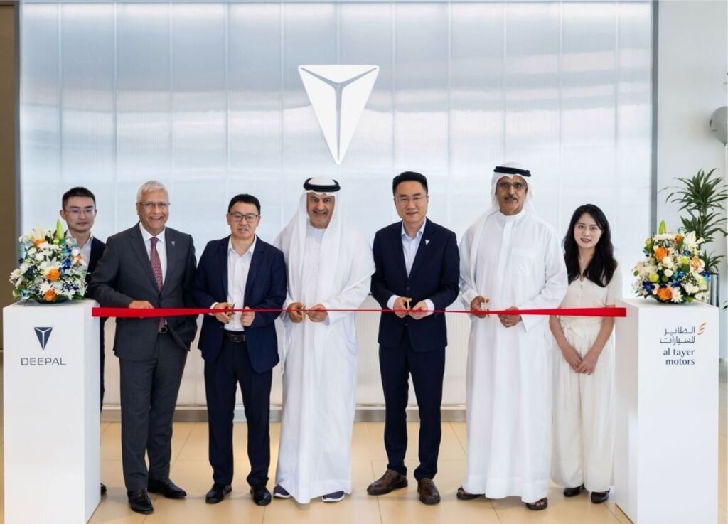 Al Tayer Motors Brings Super Hybrid Power to Sharjah with a New Deepal Showroom Al Tayer Motors Brings Super Hybrid Power to Sharjah with a New Deepal Showroom